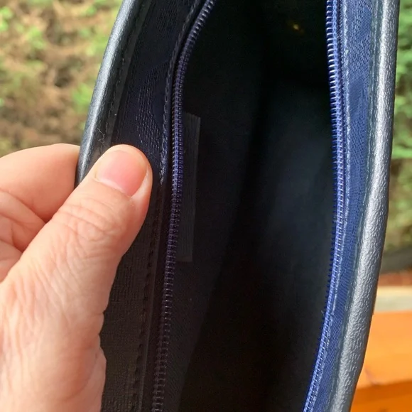 ❌SOLD❌DIOR Rare Vintage Midnight Blue Zip Pouch Clutch - Picture 8 of 8